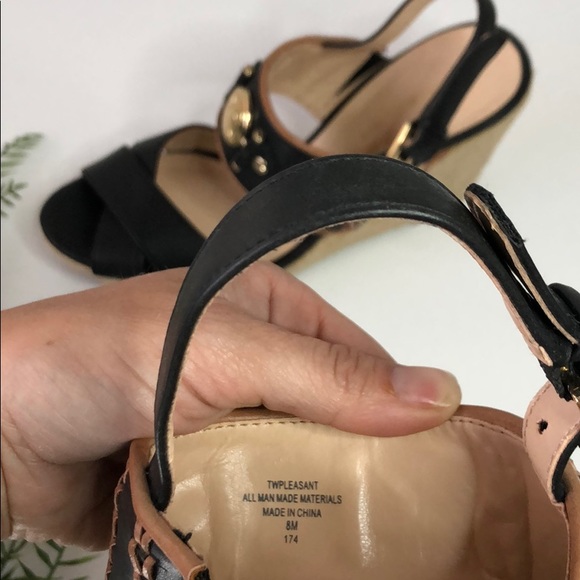 Tommy Hilfiger Black & Gold espadrille Wedges - Picture 5 of 9